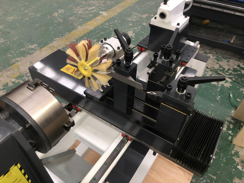 業(yè)余愛好數(shù)控木工車床用于碗、盤子、花瓶、杯子