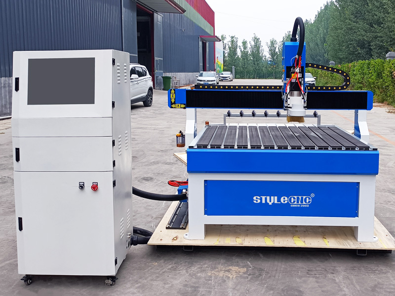 適合初學(xué)者的帶換刀裝置的4x4數(shù)控雕刻機(jī)工作臺(tái)套件