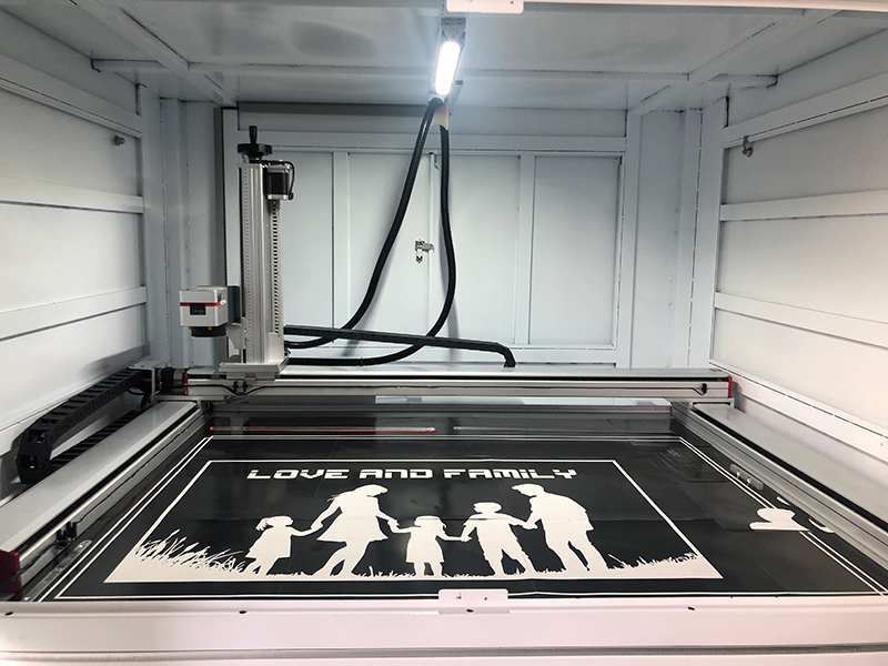 大型三軸龍門(mén)光纖激光打標(biāo)機(jī)出售