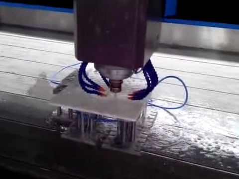 用于臺(tái)面切割、邊緣拋光的石材自動(dòng)換刀數(shù)控雕刻刻機(jī)