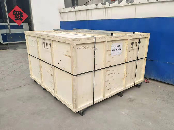 臺式激光切割機(jī)和臺式激光雕刻機(jī)套裝