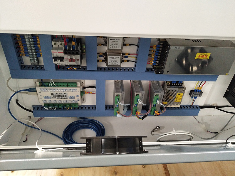 亞克力激光切割機(jī)控制箱