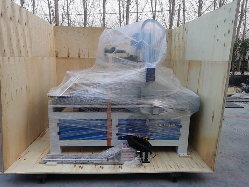 4x4自動(dòng)換刀數(shù)控雕刻刻機(jī)包