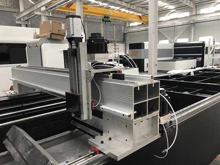 光纖激光切割機(jī)龍門(mén)架