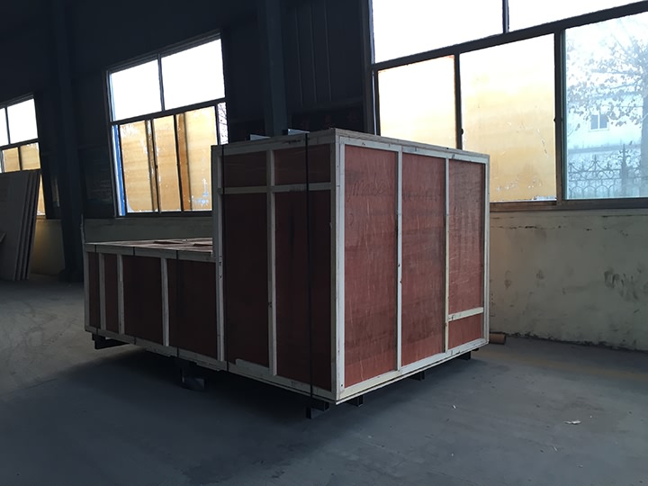 實(shí)惠價(jià)格 3D 雕刻數(shù)控雕刻機(jī)，帶 4 個(gè)雕刻頭