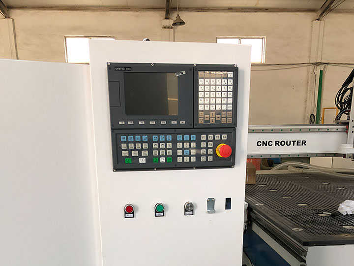 SYNTEC 系統(tǒng)及配件，適用于帶盤式自動(dòng)換刀系統(tǒng)的數(shù)控木雕機(jī)