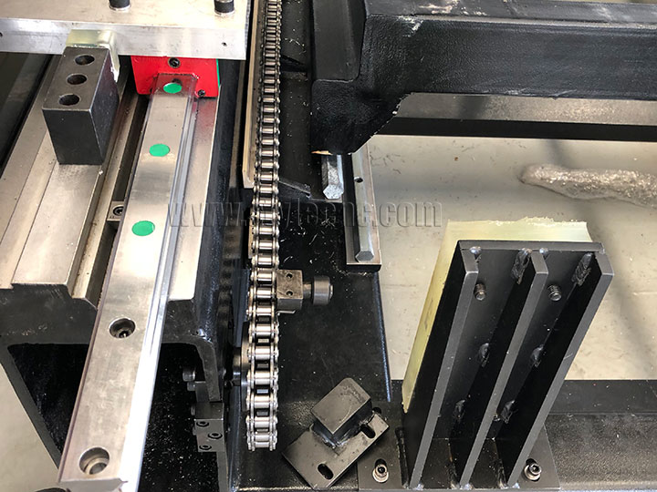 高功率光纖激光切割機(jī)自動(dòng)交換托盤