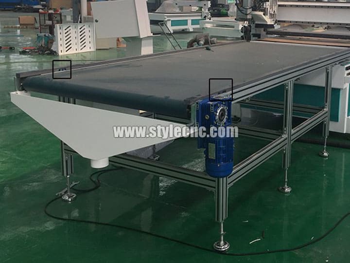 帶自動(dòng)排版軟件的定制家具數(shù)控雕刻機(jī)