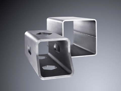 光纖激光切割機切割方形金屬管項目