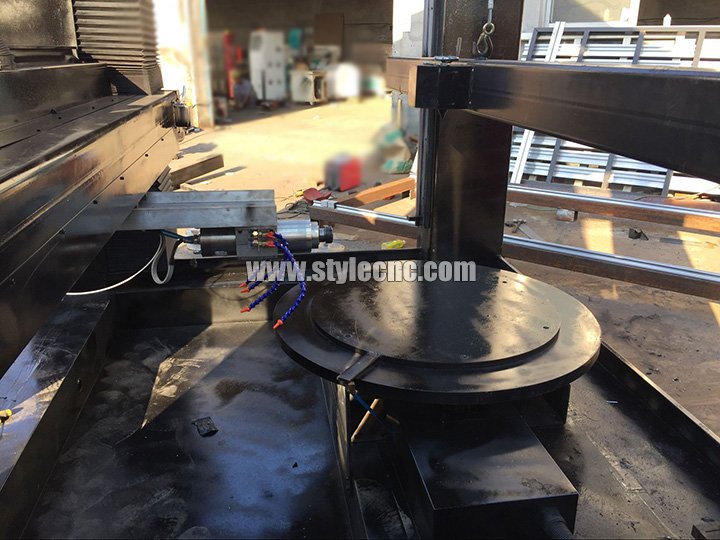 適用于佛像和雕塑的四軸石材數(shù)控機(jī)床