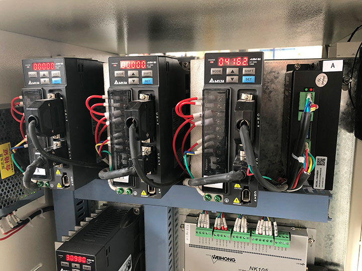 臺(tái)達(dá)伺服電機(jī)