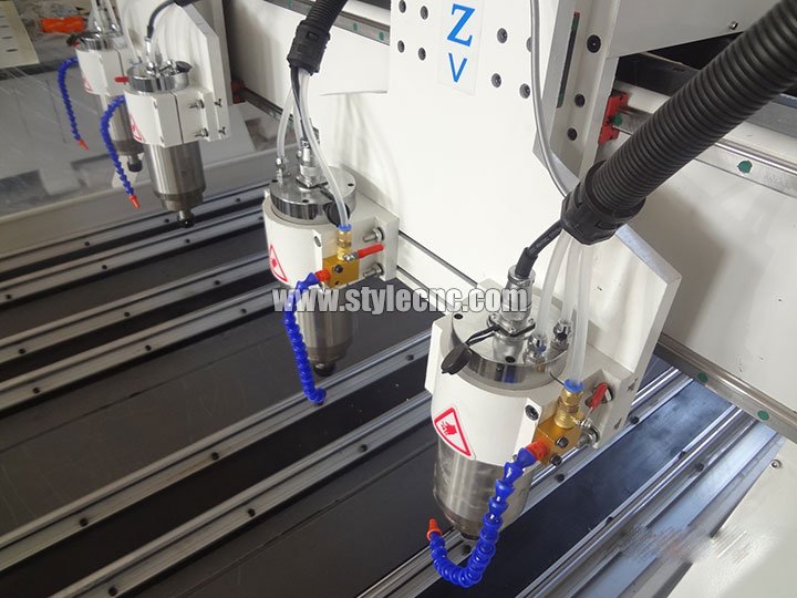 工業(yè) 3D 數(shù)控機(jī)床 4x8 工作臺出售