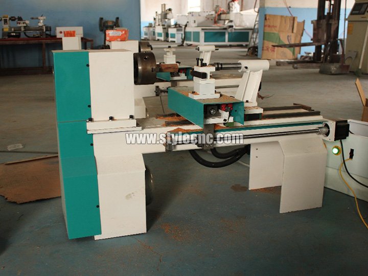 臺(tái)式數(shù)控木工車(chē)床