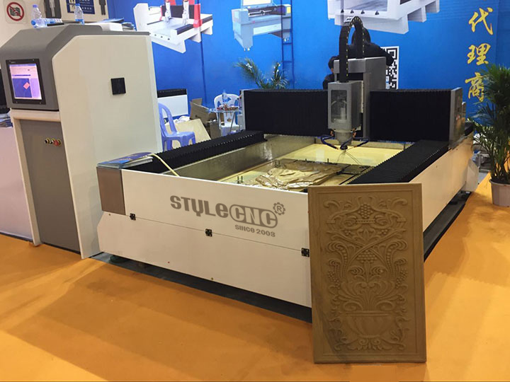 適用于大理石、花崗巖和石英的新型石材數(shù)控機(jī)床