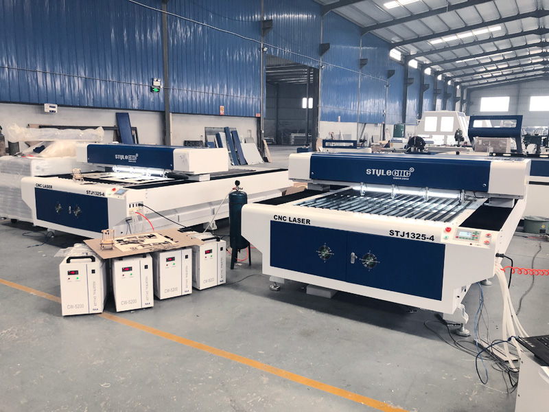 2025年暢銷產(chǎn)品 4x8 膠合板和中密度纖維板激光切割機(jī)