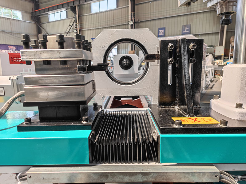 2025年最佳自動(dòng)換刀數(shù)控木工車床，配備自動(dòng)換刀裝置