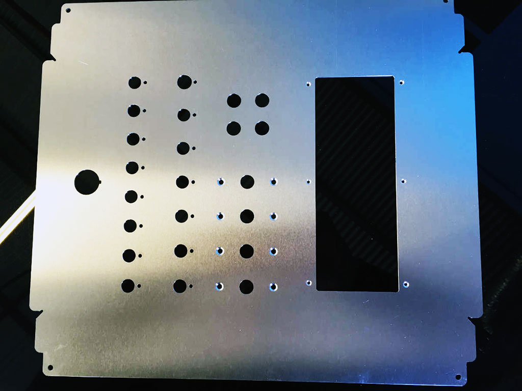 用于鋁板切割的數(shù)控雕刻機(jī)