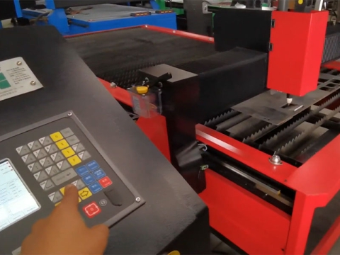 如何使用數(shù)控等離子切割機進行金屬板制造？