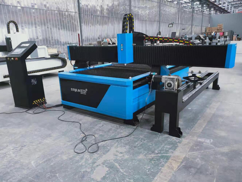 實(shí)惠價格 4x8 南非數(shù)控等離子切割工作臺