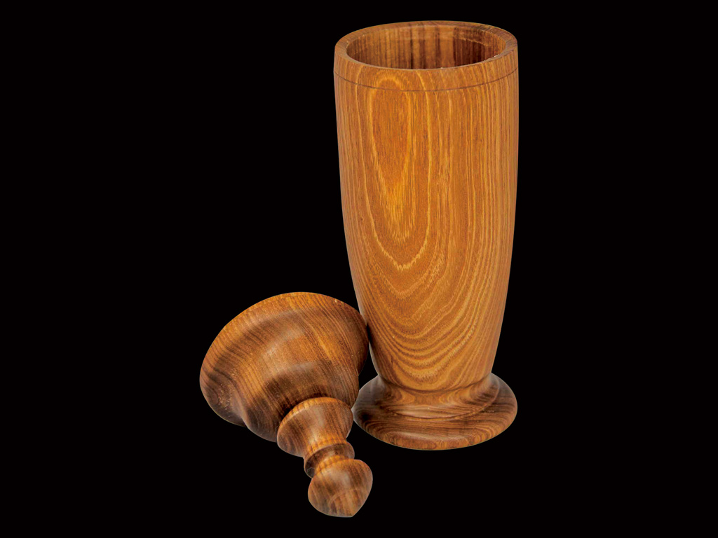 迷你車床加工木制工藝品