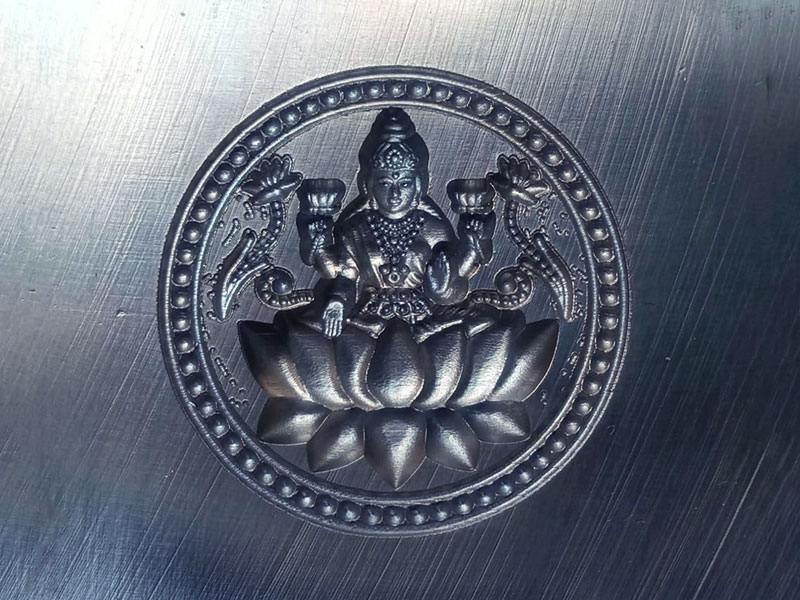 用于模具制造項(xiàng)目的數(shù)控銑床