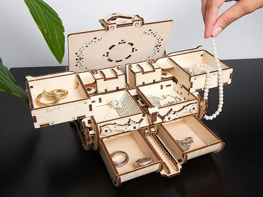 激光切割 3D 木制拼圖