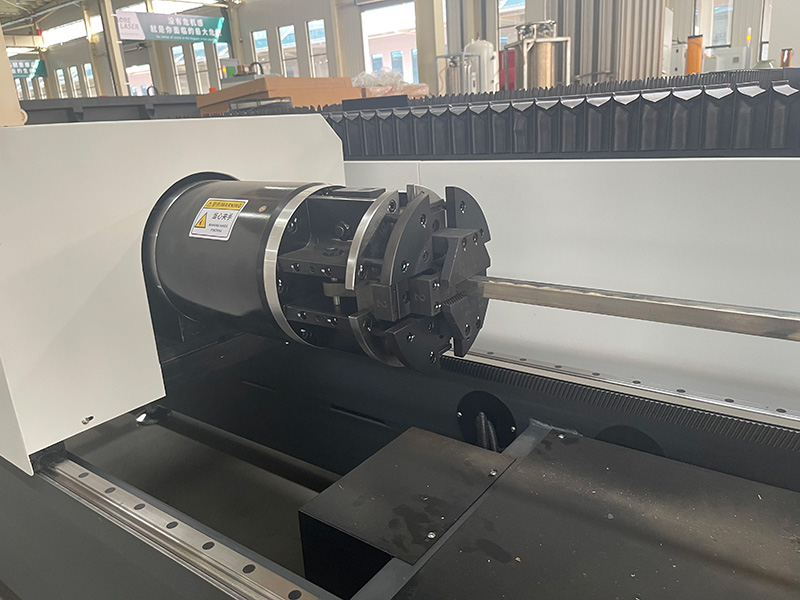 全自動自定心氣動卡盤。