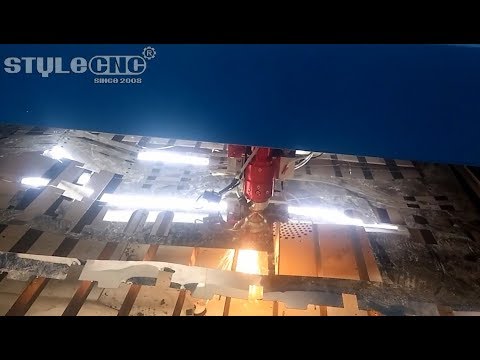 如何調(diào)整焦距 CO2 激光切割機(jī)？