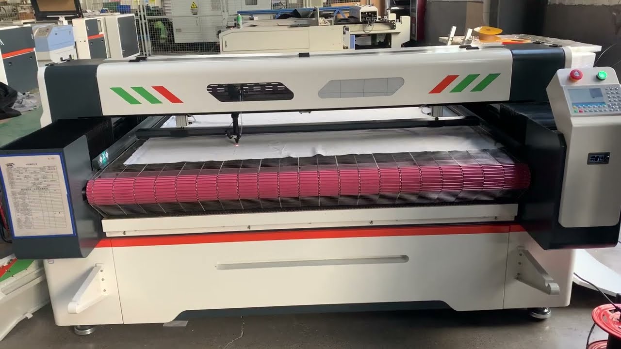 2025年最暢銷的工業(yè)織物激光切割機