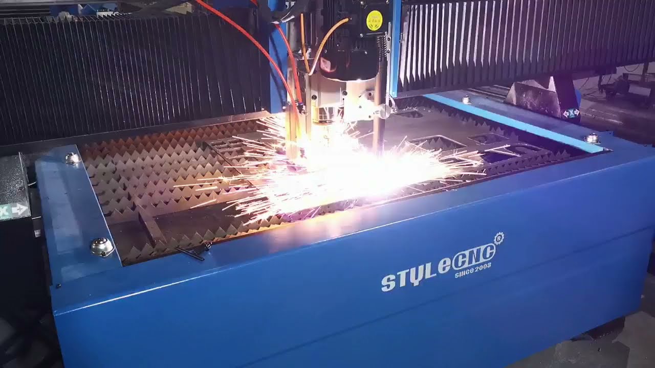 用于金屬切割和鉆孔的精密數(shù)控等離子切割工作臺(tái) 用于金屬切割和鉆孔的精密數(shù)控等離子切割工作臺(tái)